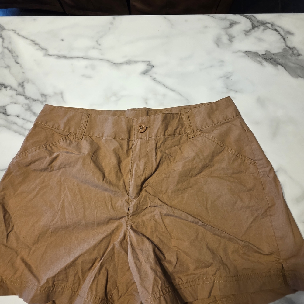 Columbia Women's Brown Cargo Shorts